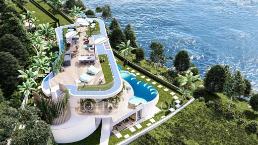 Grond in Èze, Alpes-Maritimes