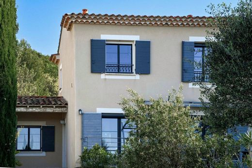 Casa di lusso a Uzès, Gard
