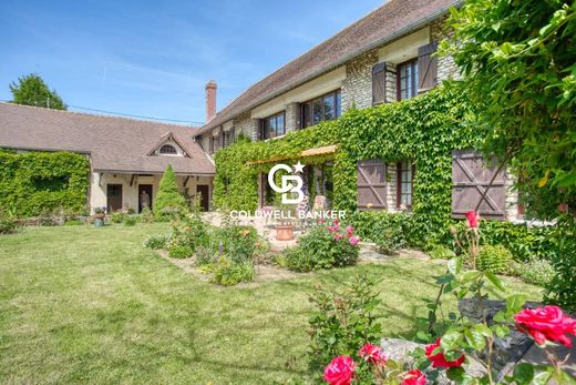 Luxury home in Montfort-l'Amaury, Yvelines