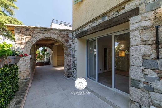 ‏דירה ב  Saint-Laurent-du-Var, Alpes-Maritimes