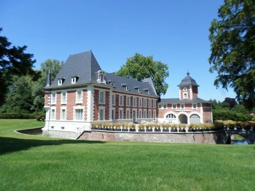 Valenciennes: villas y casas de lujo en venta - Propiedades exclusivas en Valenciennes | LuxuryEstate.com