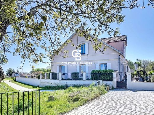 Luxe woning in Rochefort, Charente-Maritime