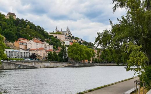 Ufficio a Lione, Rhône