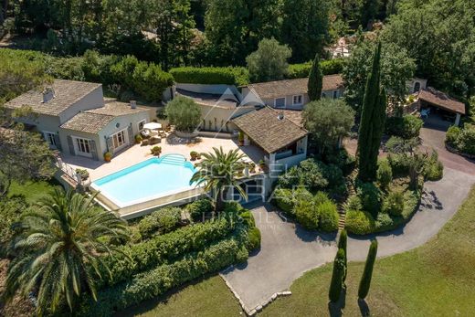 别墅  Mougins, Alpes-Maritimes