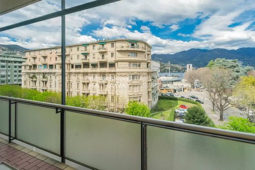 아파트 / 코모 호수, Provincia di Como