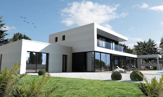 Villa in Perpignan, Pyrénées-Orientales