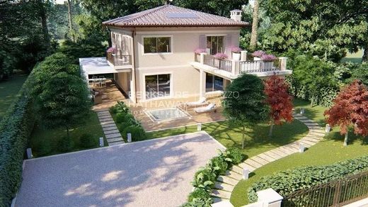 Villa in Forte dei Marmi, Provincia di Lucca