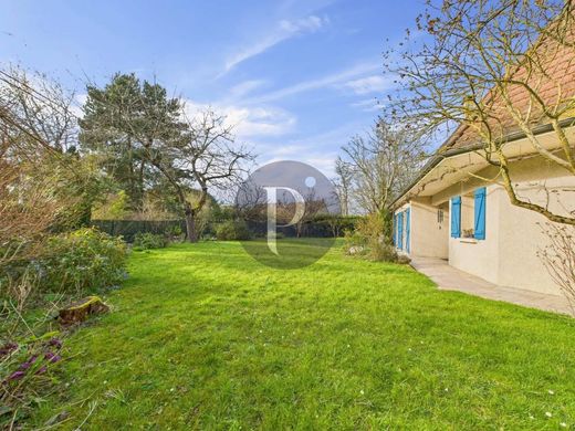 Luxury home in Verrières-le-Buisson, Essonne