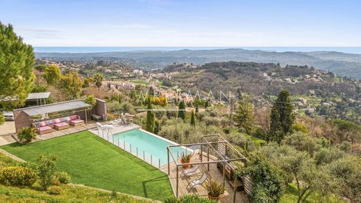 Villa in Châteauneuf-Grasse, Alpes-Maritimes