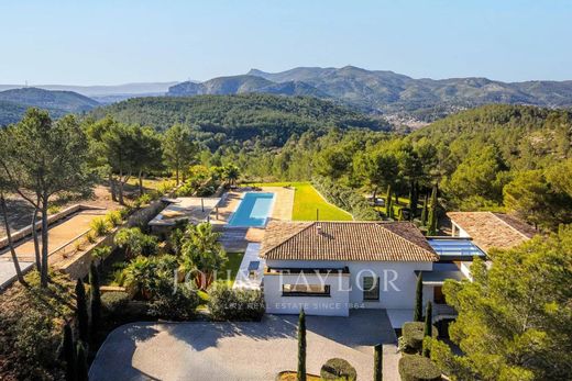 Villa for rent per month in Aix-en-Provence