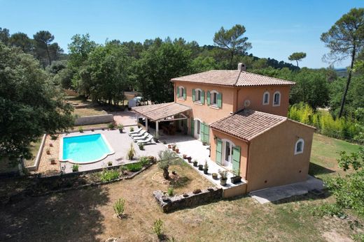 Luxury home in Cotignac, Var