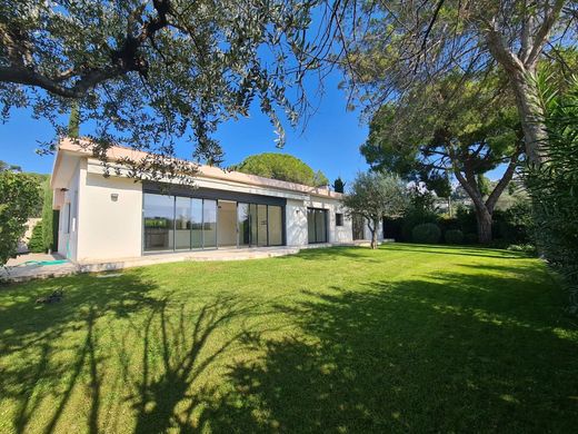 Villa in Mougins, Alpes-Maritimes