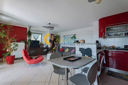 Appartement à Saint-Laurent-du-Var, Alpes-Maritimes