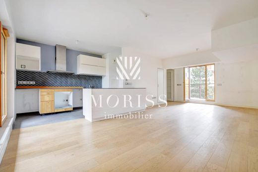 Apartment in Monceau, Courcelles, Ternes, Paris