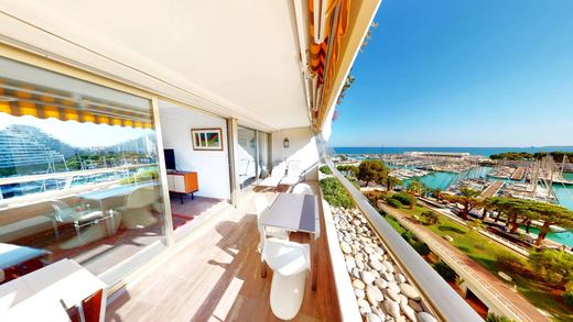Piso / Apartamento en Villeneuve-Loubet, Alpes Marítimos