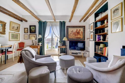 Apartment in Versailles, Yvelines
