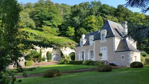 Palace in La Chartre-sur-le-Loir, Sarthe
