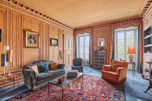 套间/公寓  Champs-Elysées, Madeleine, Triangle d’or, Paris