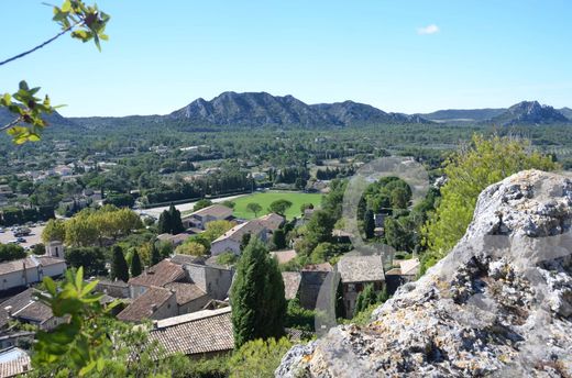 Wohnkomplexe in Eygalières, Bouches-du-Rhône