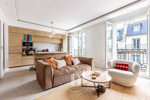 Apartment in Monceau, Courcelles, Ternes, Paris
