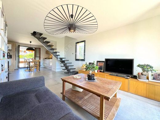 Apartment / Etagenwohnung in Annecy-le-Vieux, Haute-Savoie