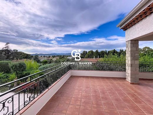 Квартира, Сент-Рафаэль, Var