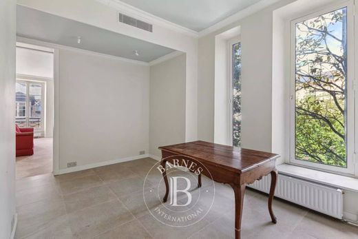 Apartment / Etagenwohnung in Saint-Germain, Odéon, Monnaie, Paris