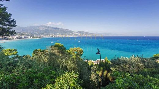 Villa in Roquebrune-Cap-Martin, Alpes-Maritimes
