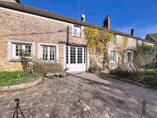 Luxury home in Dourdan, Essonne