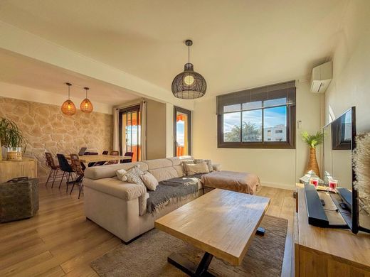 Appartement à Cagnes-sur-Mer, Alpes-Maritimes