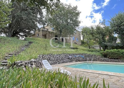 ﻣﻨﺰﻝ ﺭﻳﻔﻲ/ ﺑﻴﺖ ﻤﺰﺭﻋﺔ ﻓﻲ Vaison-la-Romaine, Vaucluse