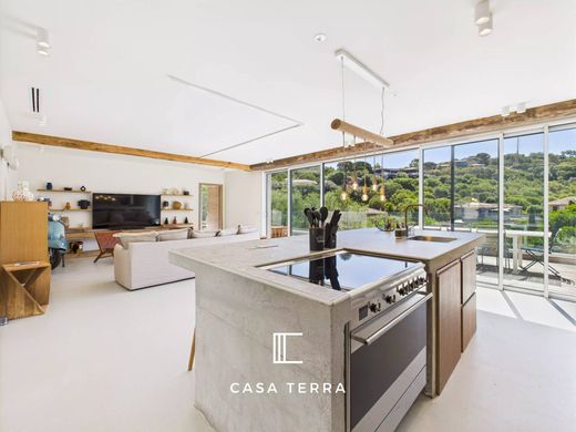 Вилла, Zonza, South Corsica