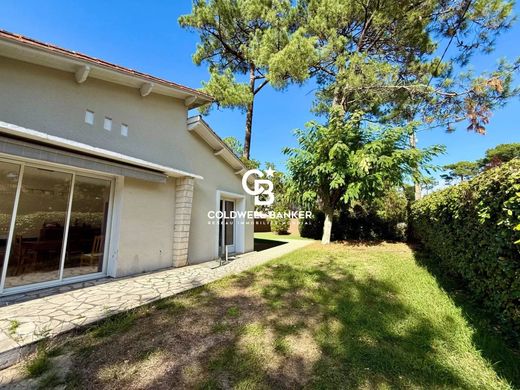 Luxe woning in Pyla sur Mer, Gironde