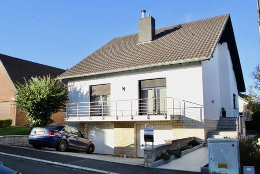 Luxe woning in Dahlem, Garnich