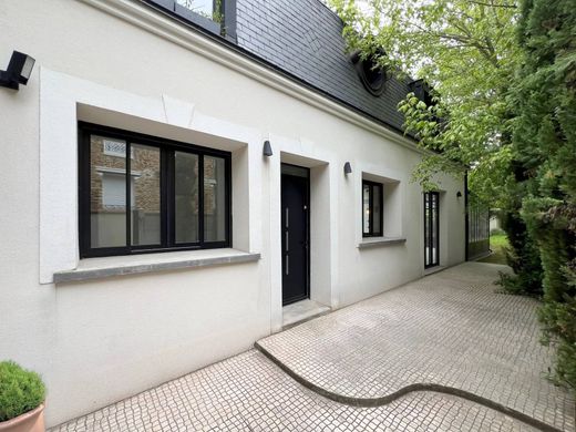 Luxury home in Saint-Maur-des-Fossés, Val-de-Marne