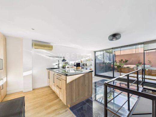 Лофт, Канны, Alpes-Maritimes