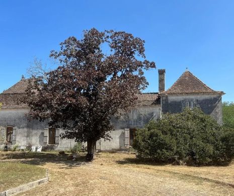 Landhaus / Bauernhof in Ménesplet, Dordogne