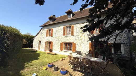 Luksusowy dom w Montigny-le-Bretonneux, Yvelines