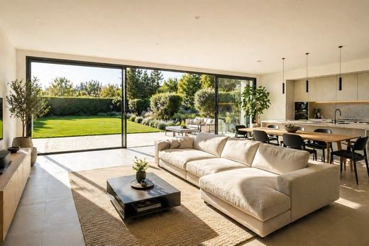 Luxury home in Orgeval, Yvelines