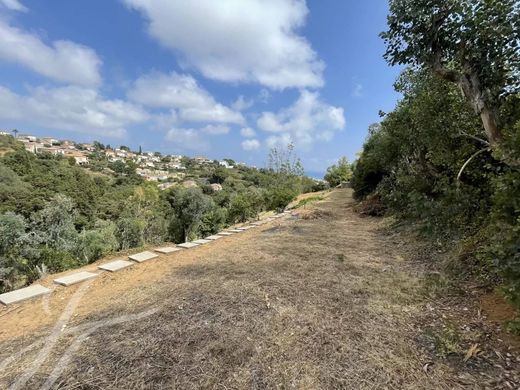 Terrain à Cagnes-sur-Mer, Alpes-Maritimes