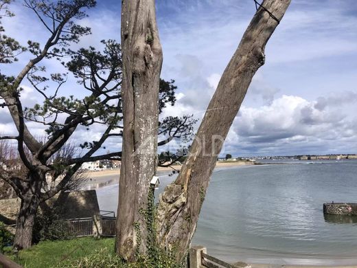 Πολυτελή κατοικία σε Larmor-Plage, Morbihan