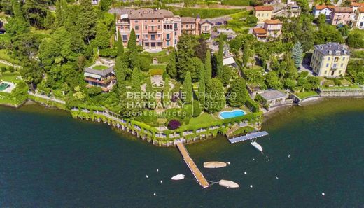 Penthouse in Moltrasio, Provincia di Como