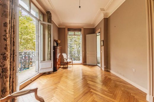 Apartment in Lyon, Rhône