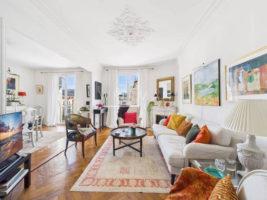 ﺷﻘﺔ ﻓﻲ نيس, Alpes-Maritimes