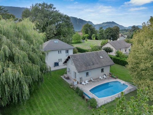 Luxe woning in Viviers-du-Lac, Savoy