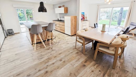 Maison de luxe à Chens-sur-Léman, Haute-Savoie