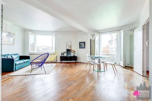 Apartment in Monceau, Courcelles, Ternes, Paris