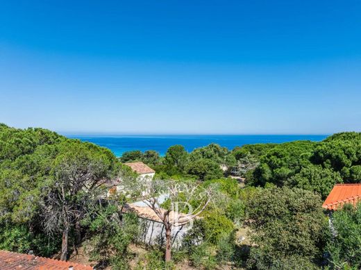 Участок, Л'Иль-Рус, Upper Corsica
