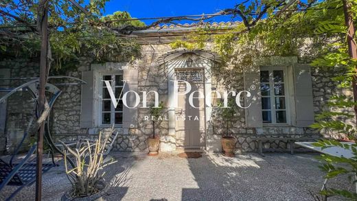 Maison de luxe à Eygalières, Bouches-du-Rhône