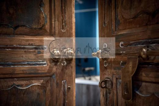 Chalet in Courchevel, Savoy